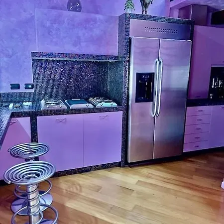 Apartment Mansarda Di Design Nel Centro Di Piacenza